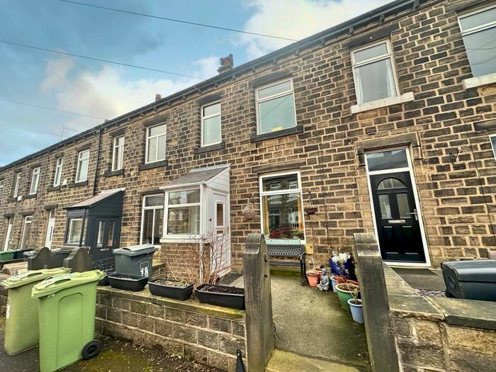 3 Bedroom Property To Rent In Grove Street, Slaithwaite, Huddersfield, HD7