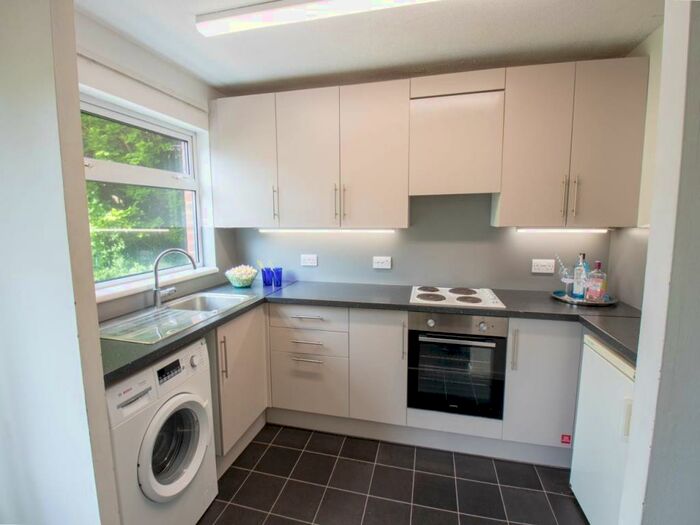 4 Bedroom House To Rent In Westgate Close, Canterbury, Kent, CT2