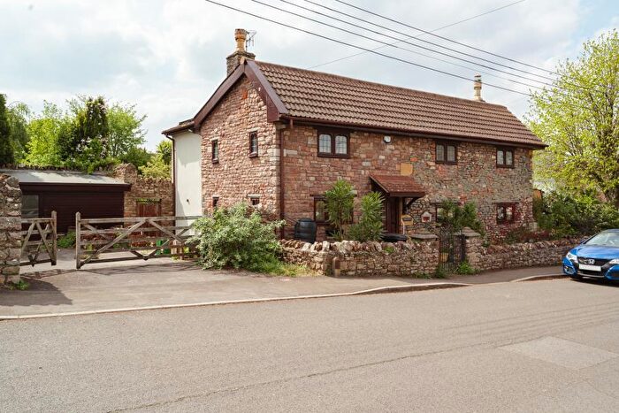 3 Bedroom Barn Conversion To Rent In Station Road - Portbury Village, BS20