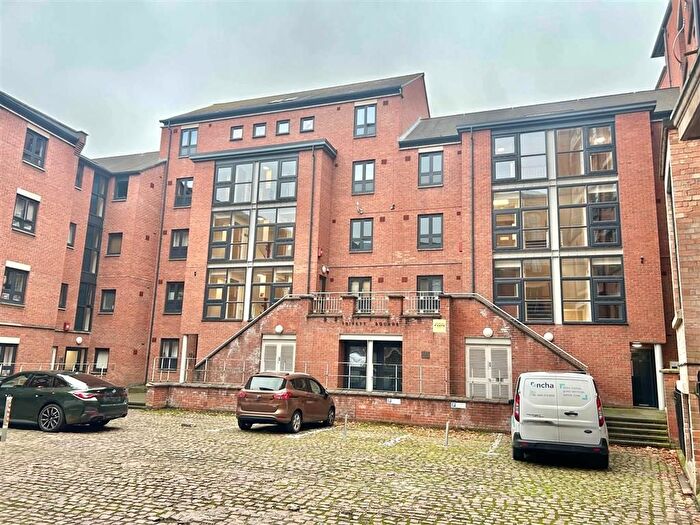1 Bedroom Flat To Rent In Trivett Square, Nottingham, NG1