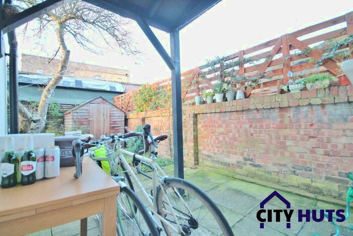 1 Bedroom Flat To Rent In Beacon Hill, London, N7