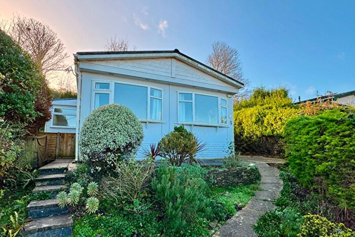 2 Bedroom Park Home For Sale In Hoburne Park, Swanage, BH19