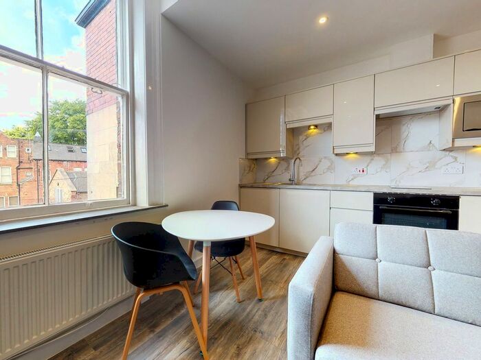 Studio To Rent In Apt, Hyde Terrace #, LS2