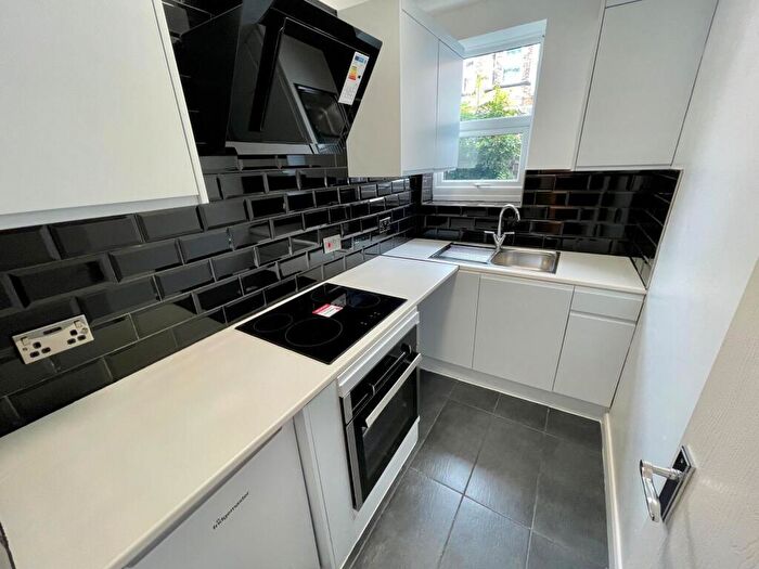 1 Bedroom Apartment To Rent In Clarendon Road, Luton, LU2
