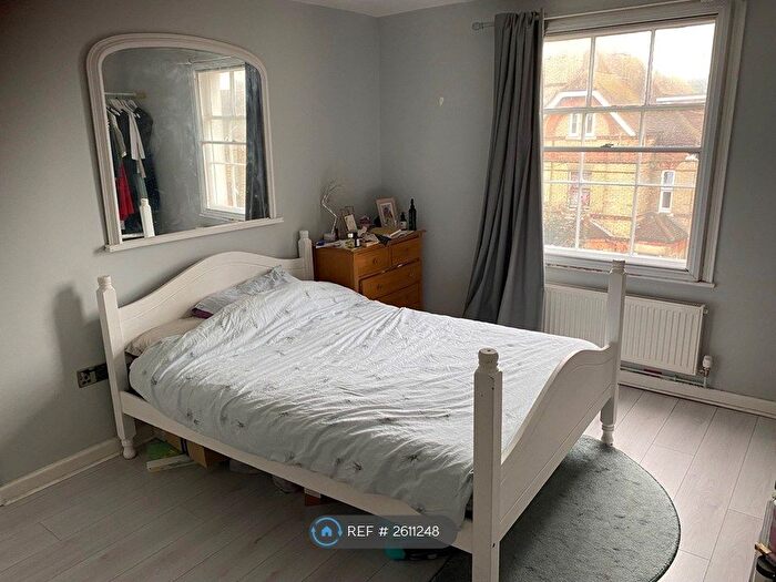 2 Bedroom Maisonette To Rent In Folkestone, Folkestone, CT20