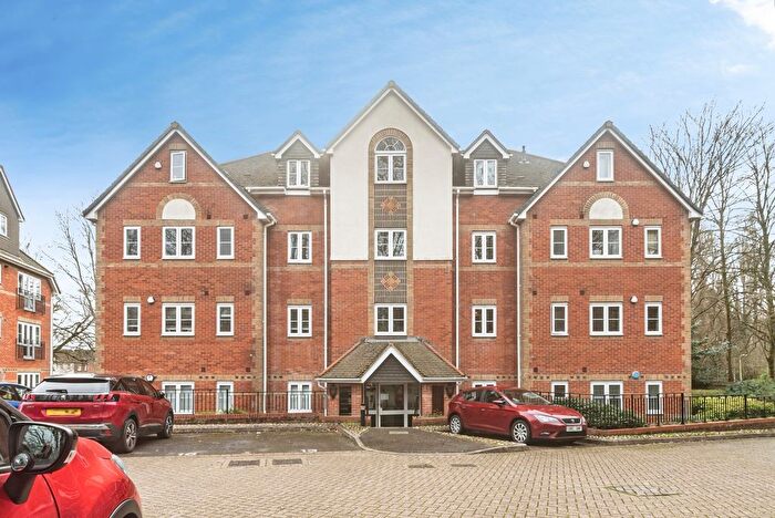 2 Bedroom Flat For Sale In Millennium Court, Basingstoke, Hampshire, RG21