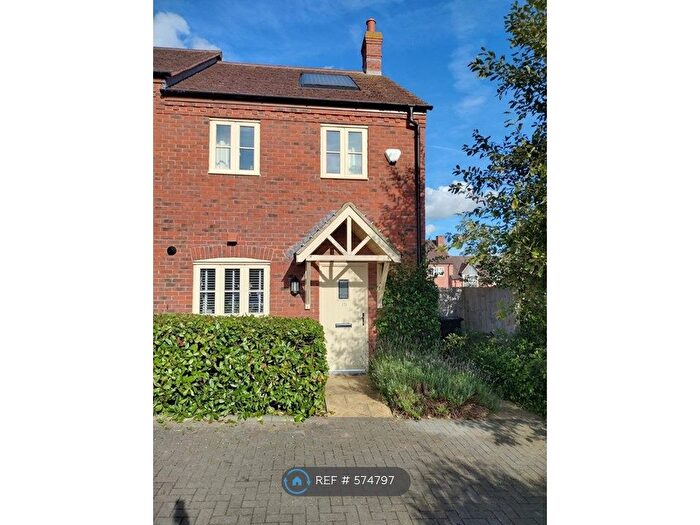 2 Bedroom Semi-Detached House To Rent In Hornsby Close, Shipston On Stour, CV36