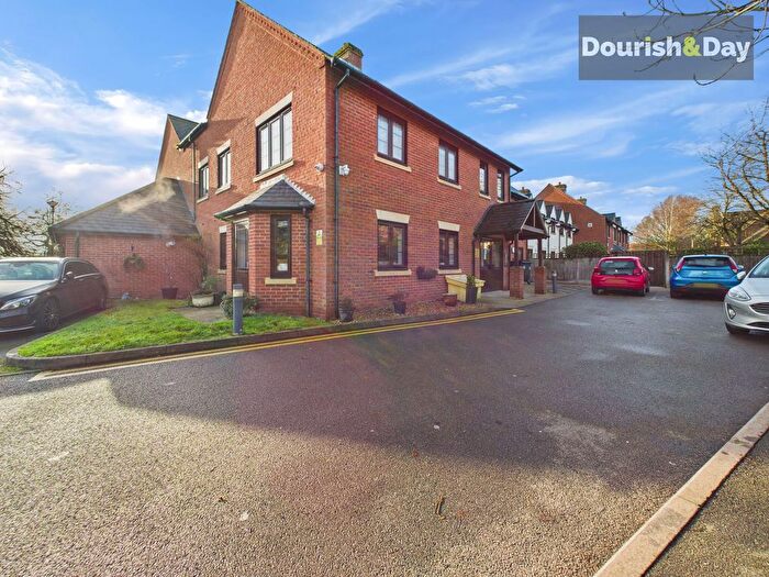 2 Bedroom Flat For Sale In School Road, Wheaton Aston, ST19