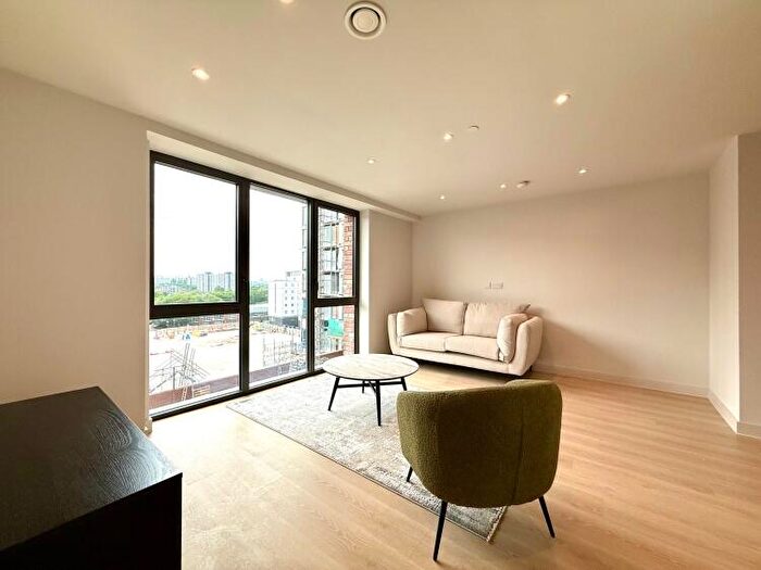 2 Bedroom Apartment To Rent In Waterhouse Gardens Dutton Street, M3