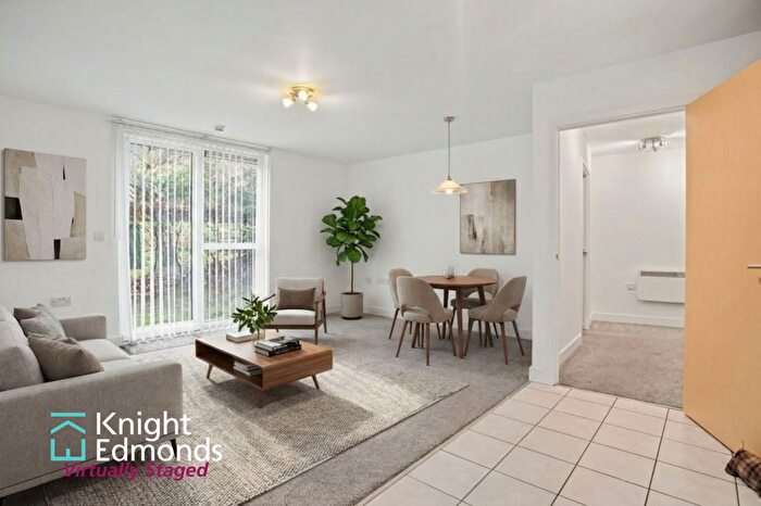 1 Bedroom Apartment To Rent In Sandling Lane, Sandling Park, ME14