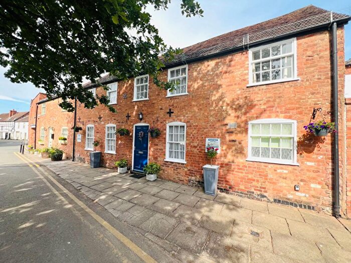 3 Bedroom End Terrace House For Sale In Court Row, Upton Upon Severn, WR8
