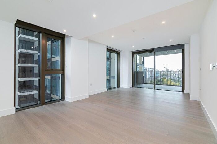 2 Bedroom Apartment For Sale In Fitzroy House, London, SW11