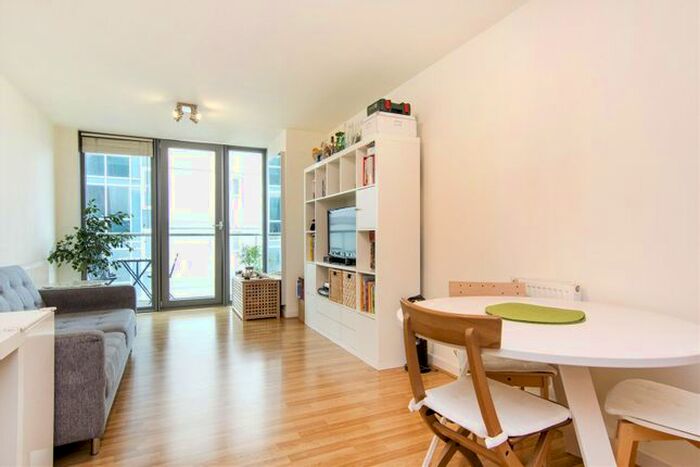 2 Bedroom Flat To Rent In George Hudson Tower, High Street, London, E15