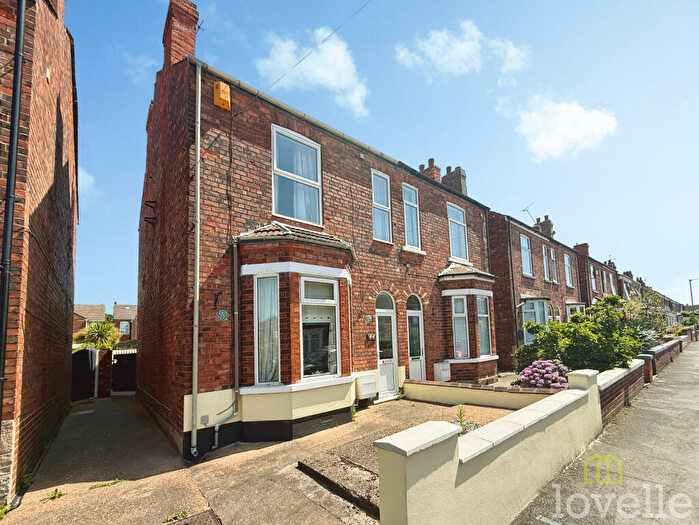 3 Bedroom Semi-Detached House For Sale In Edward Road, Gainsborough, DN21