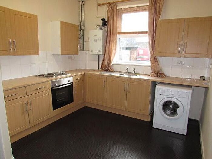 3 Bedroom Flat To Rent In Twyford Avenue, Portsmouth, PO2