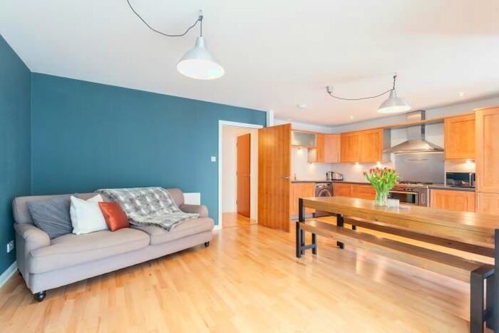 2 Bedroom Flat To Rent In Portland Gardens, The Shore, Edinburgh, EH6