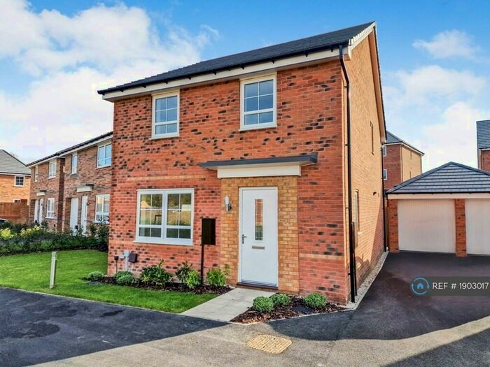 4 Bedroom Detached House To Rent In Digby Avenue, Newark, Nottinghamshire, NG24