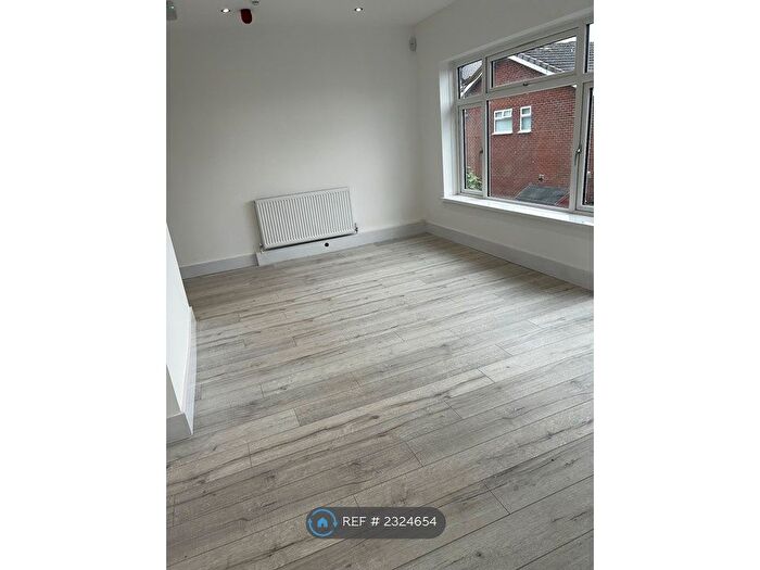 5 Bedroom Detached House To Rent In Birches Head Road, Stoke-On-Trent, ST1