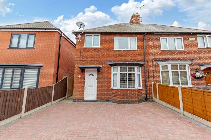 3 Bedroom Semi Detached House For Sale In Collin Avenue, Sandiacre, NG10
