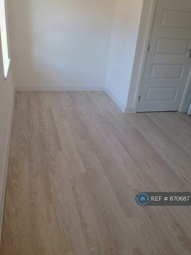 3 Bedroom End Of Terrace House To Rent In Oceans Close, Brooklands, Milton Keynes, MK10