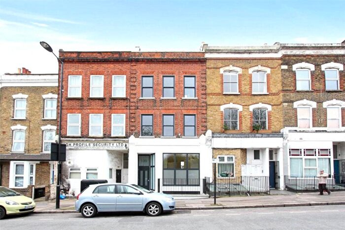 1 Bedroom Flat For Sale In Chatsworth Road, London, E5