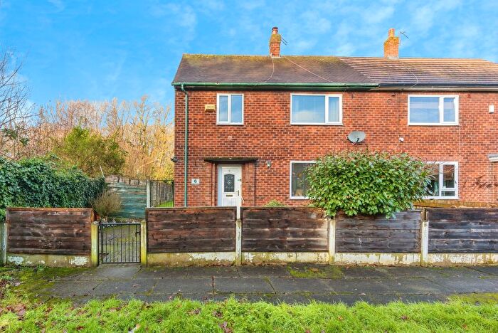 3 Bedroom Semi Detached House For Sale In Torridon Walk, Manchester, Lancashire, M22