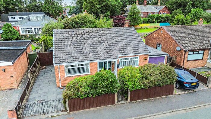 2 Bedroom Detached Bungalow For Sale In Fairholme Avenue, Ashton-In-Makerfield, WN4