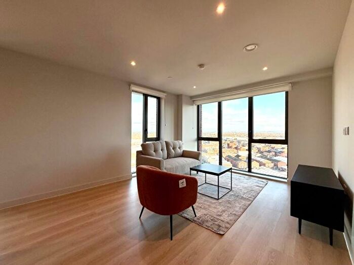 1 Bedroom Apartment To Rent In Waterhouse Gardens Dutton Street, M3