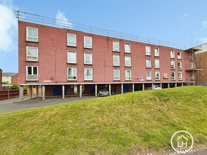 1 Bedroom Flat For Sale In Marlborough Road, Gillingham, ME7