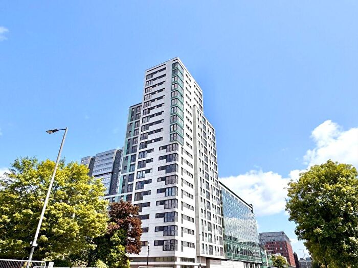 2 Bedroom Flat To Rent In Argyle Street, City Centre, Glasgow, G2