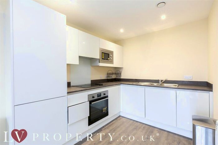 1 Bedroom Flat To Rent In Bradford Street, Birmingham, West Midlands, B12