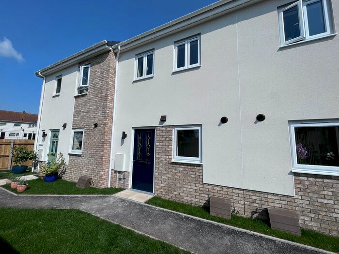 2 Bedroom Property To Rent In Harbour Crescent, Highbridge, TA9