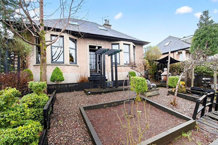 2 Bedroom Detached Bungalow For Sale In Bannockburn Road, Stirling, FK7