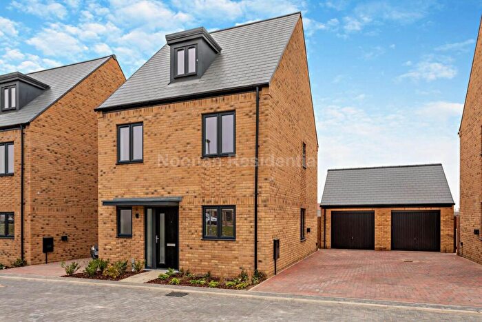 4 Bedroom Detached House To Rent In Spindle Way, PE19