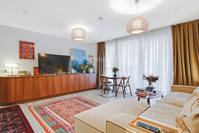 1 Bedroom Flat To Rent In Sealey Tower, Thunderer Street, London, E13