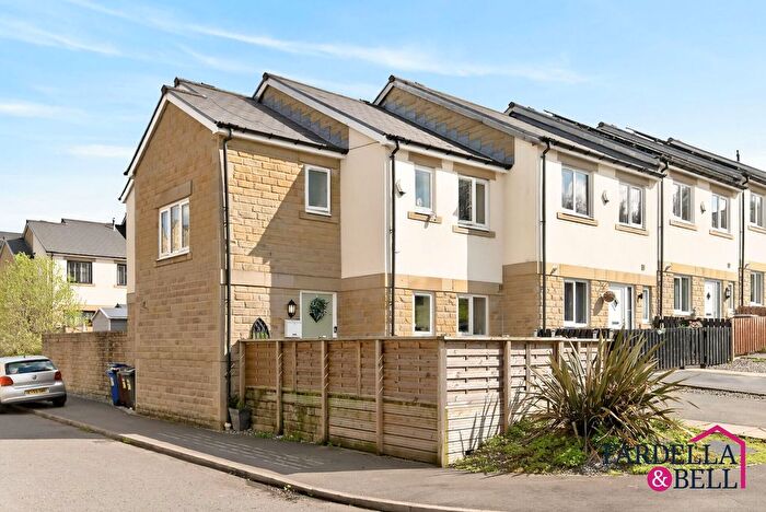 3 Bedroom End Terrace House For Sale In Quaker Rise, Brierfield, BB9