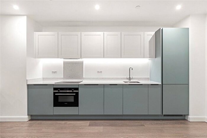 1 Bedroom Apartment To Rent In Galleria Building, Royal Eden Docks, London, E16