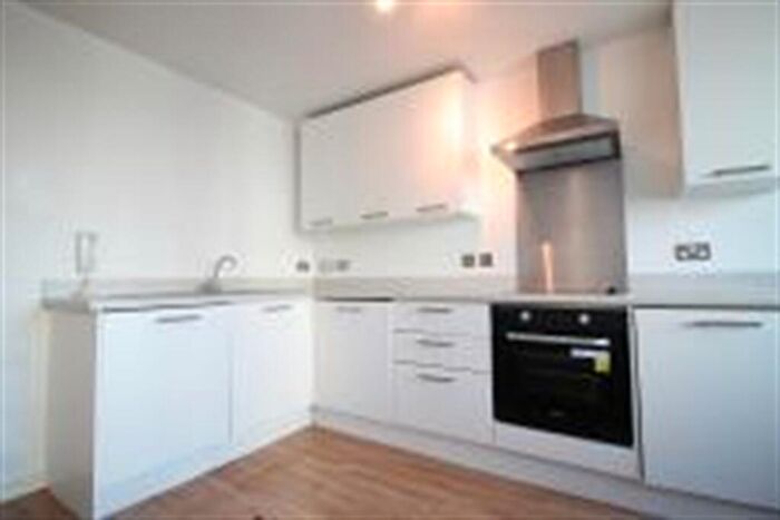 1 Bedroom Apartment To Rent In Marco Island, Huntindon Street, NG1