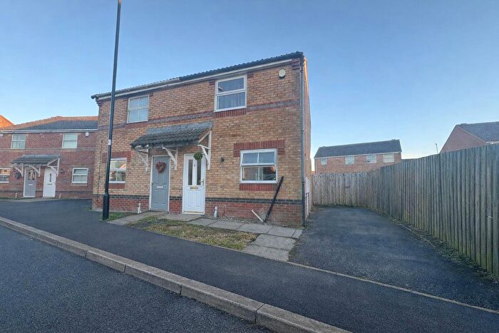 2 Bedroom Semi Detached House To Rent In Coldbeck Drive, Buttershaw, Bradford, BD6