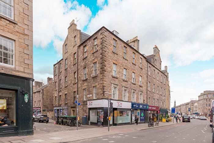 2 Bedroom Flat For Sale In / East Crosscauseway, Edinburgh, EH8