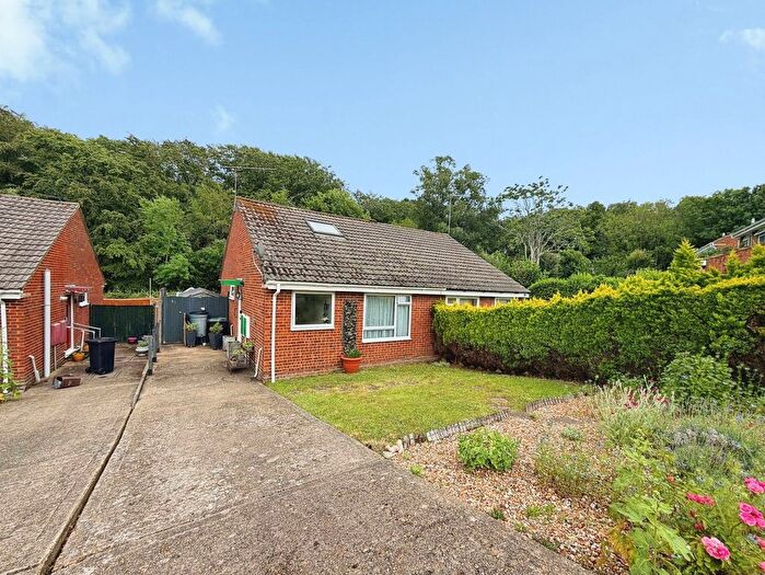 2 Bedroom Chalet For Sale In Corsair Drive, Dibden, SO45