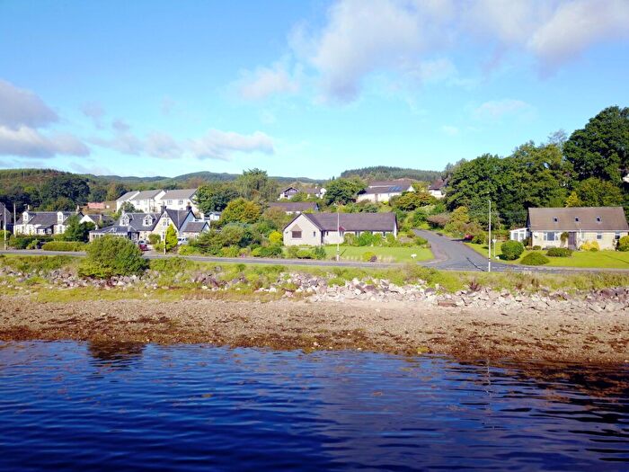 4 Bedroom Detached Bungalow For Sale In Victoria Park, Minard, By Inveraray, Argyll, PA32