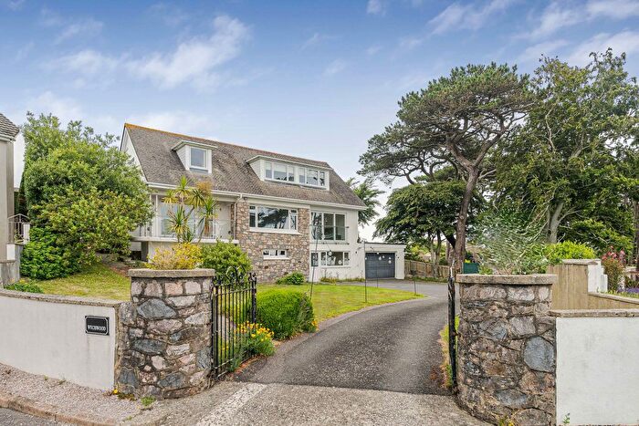 5 Bedroom Detached House For Sale In Whidborne Close, Torquay, TQ1