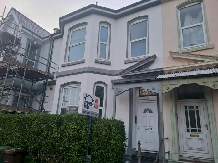 2 Bedroom Flat To Rent In Russell Place, Plymouth, PL4