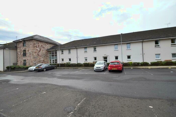 3 Bedroom Flat For Sale In Littlemill Place, Glasgow, G60