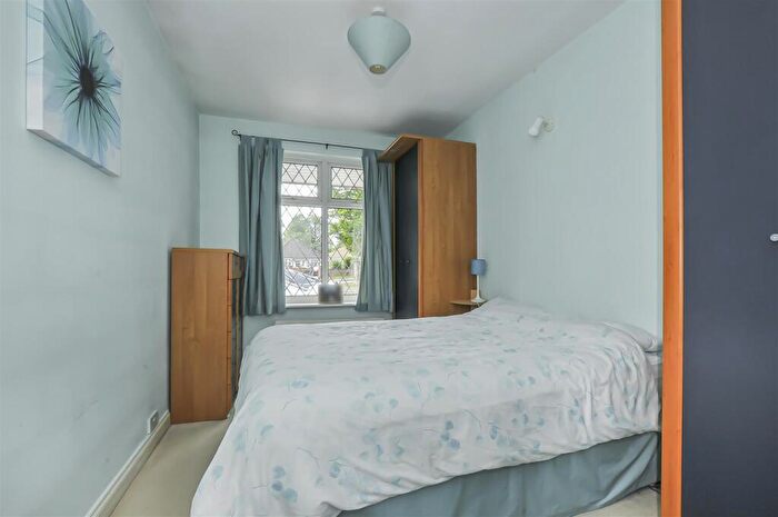 5 Bedroom Detached House For Sale In Mount Pleasant Lane, Bricket Wood, St. Albans, AL2