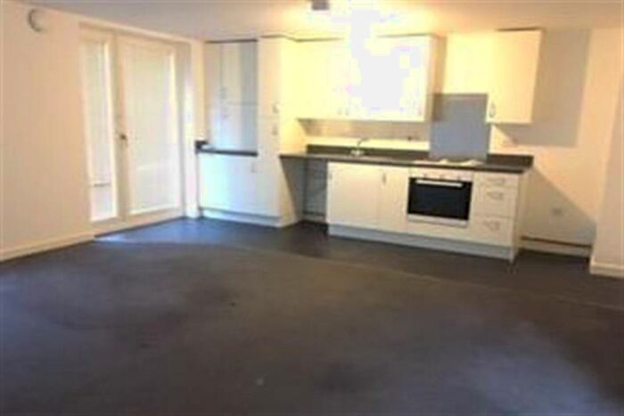 1 Bedroom Ground Flat To Rent In Assembly Street, EH6