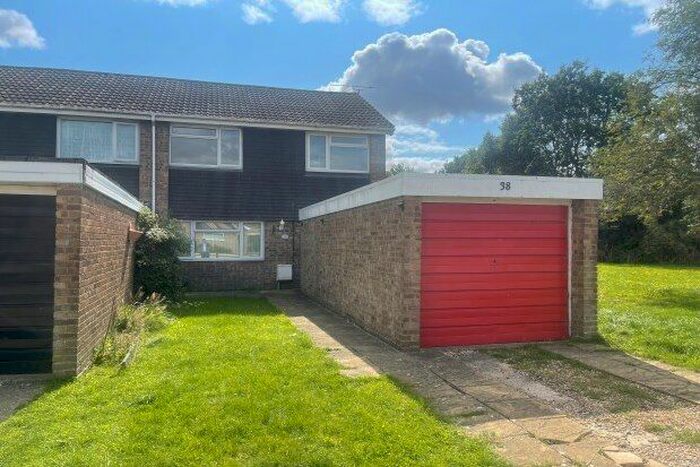 3 Bedroom End Of Terrace House To Rent In Conway Road, Swindon, SN3