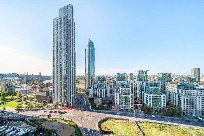 2 Bedroom Flat For Sale In Damac Tower, Vauxhall, London, SW8
