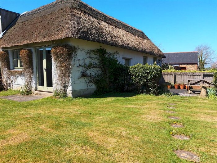 1 Bedroom Chalet To Rent In Forge, Redruth, TR16